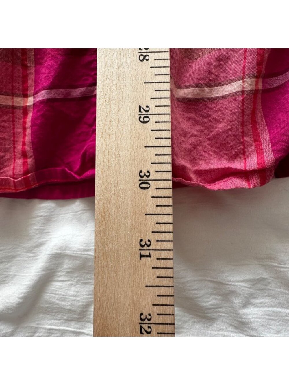 Old Navy Boyfriend Strawberry Plaid One Pocket Shirt XL Cotton Womens Cottage - Picture 9 of 10